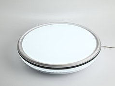 Plafony – praktyczne i eleganckie lampy sufitowe do każdego pomieszczenia